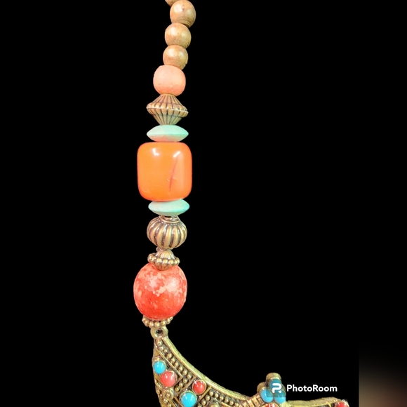 Vintage Beaded red and turquoise tribal necklace with large red stone - Picture 4 of 9